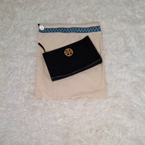 Tory Burch Black Leather Zip Clutch - Picture 1 of 12